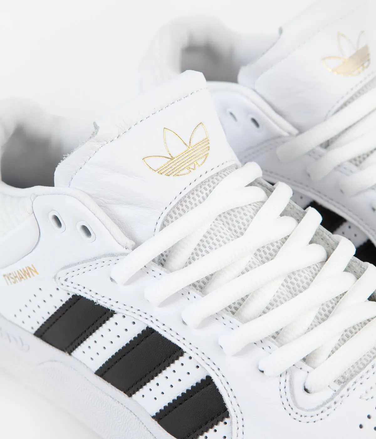 Adidas Tyshawn Shoes - FTWR White / Core Black / FTWR White