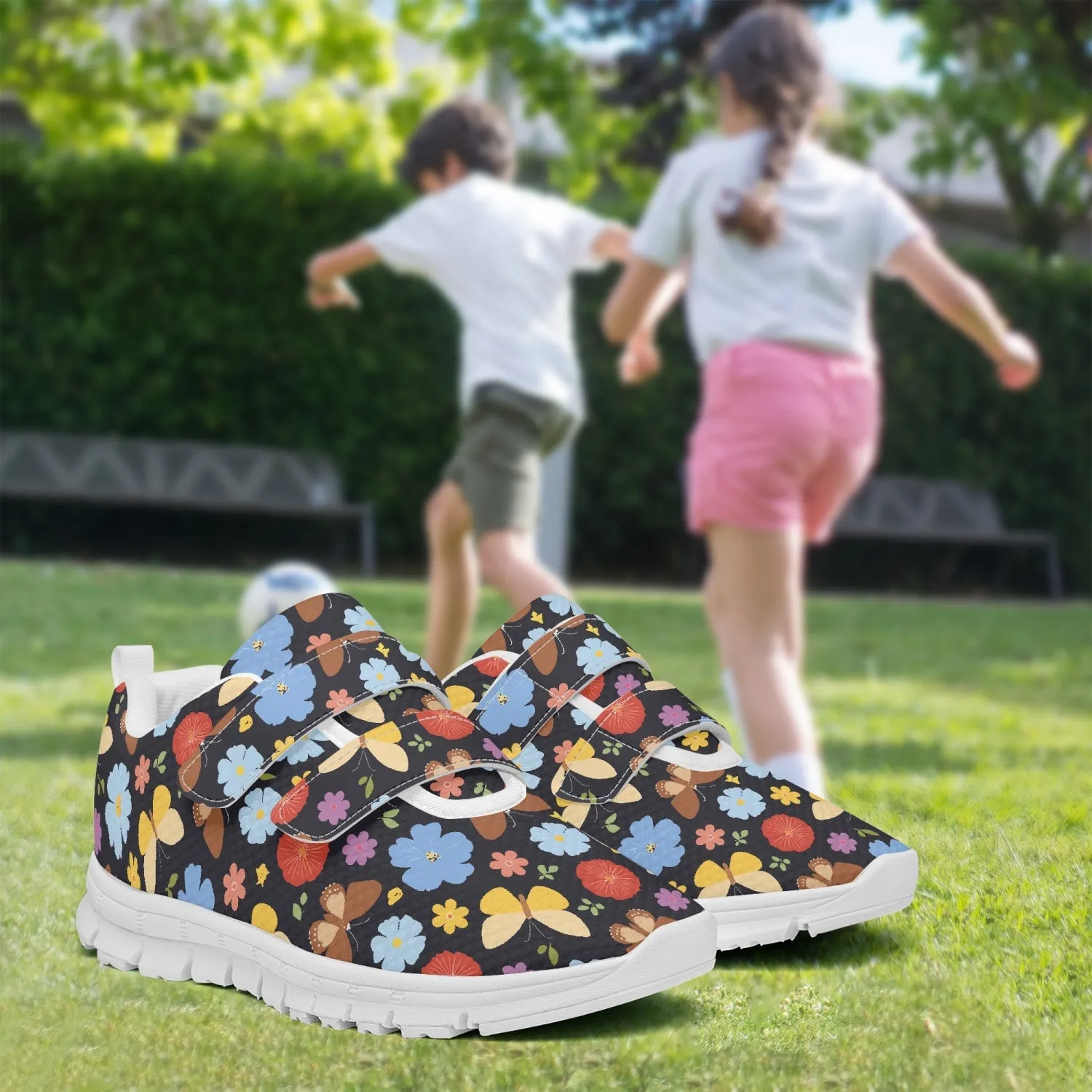 Baskets légères à velcro pour enfant "Fleurs et papillons" (672)