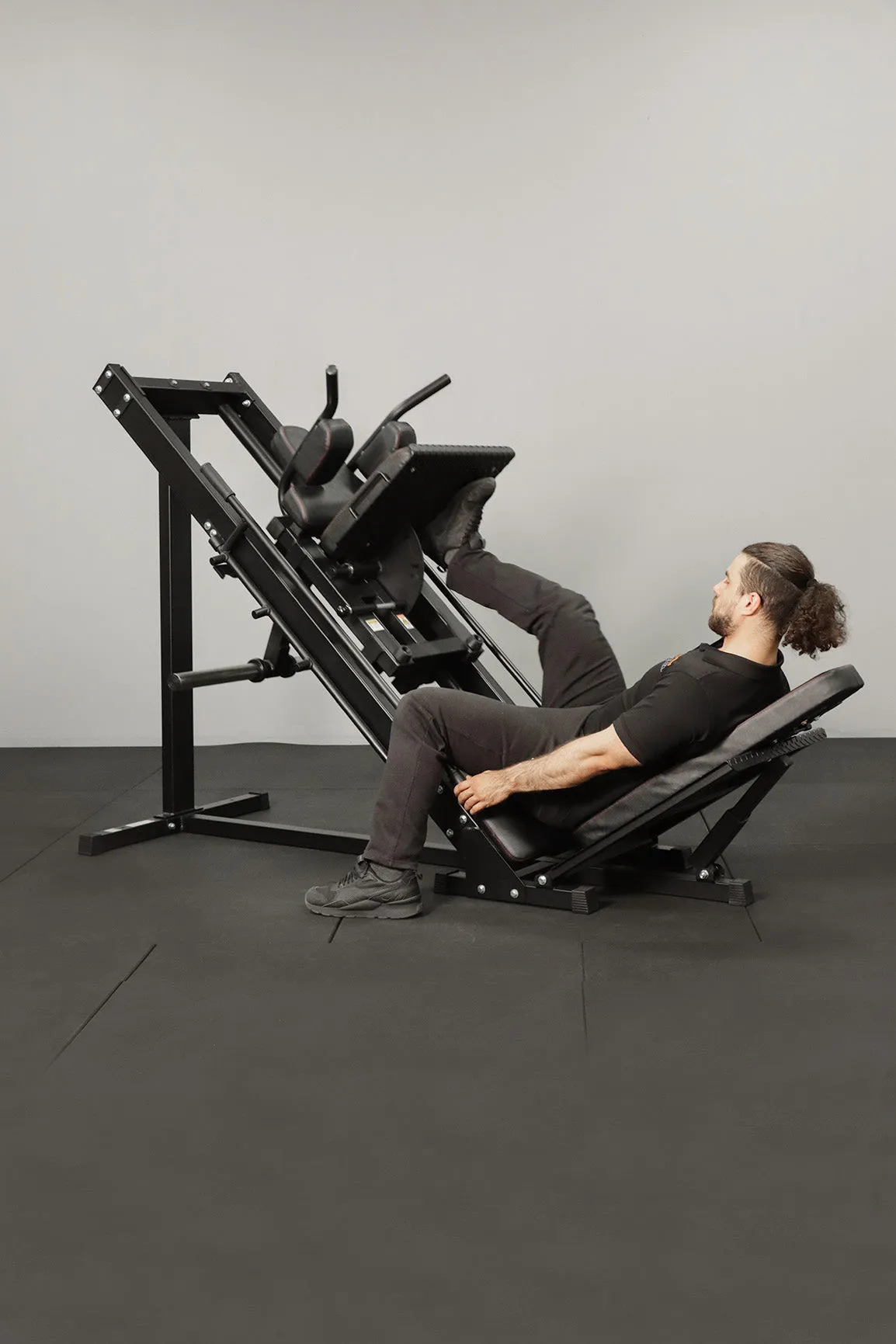 Body Iron Leg Press & Hack Squat