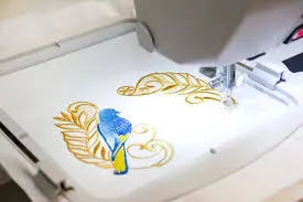 Janome Memory Craft 550E Embroidery Sewing Machine   FREE Beginner Software [NEW]