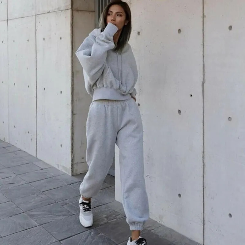 Oversized Women’s Warm Hooded Shirt and Pants Set Sportswear