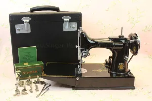 Singer Featherweight 221 Sewing Machine GOLDEN GATE SAN FRANCISCO 1939 Edition AF086***